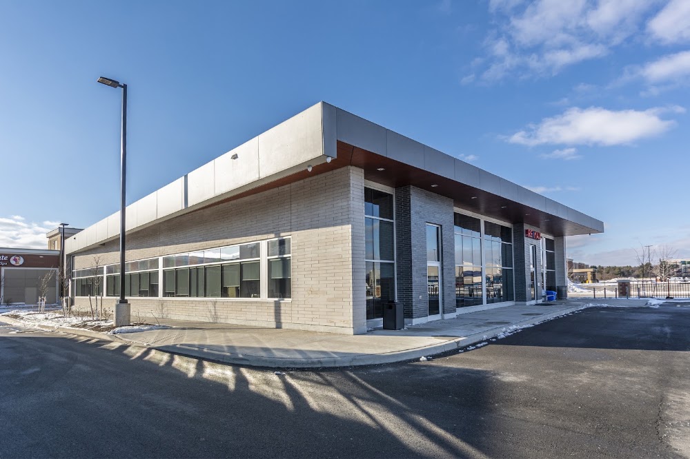 Mary Hamilton Team - Remax Escarpment Realty