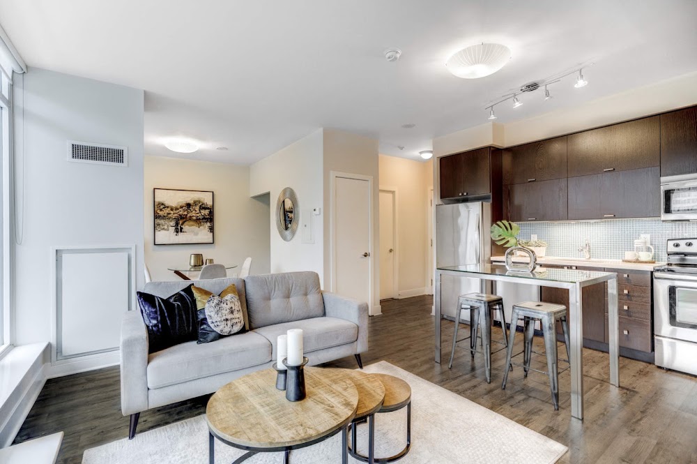 Reza Afshar - Toronto Condos for Sale