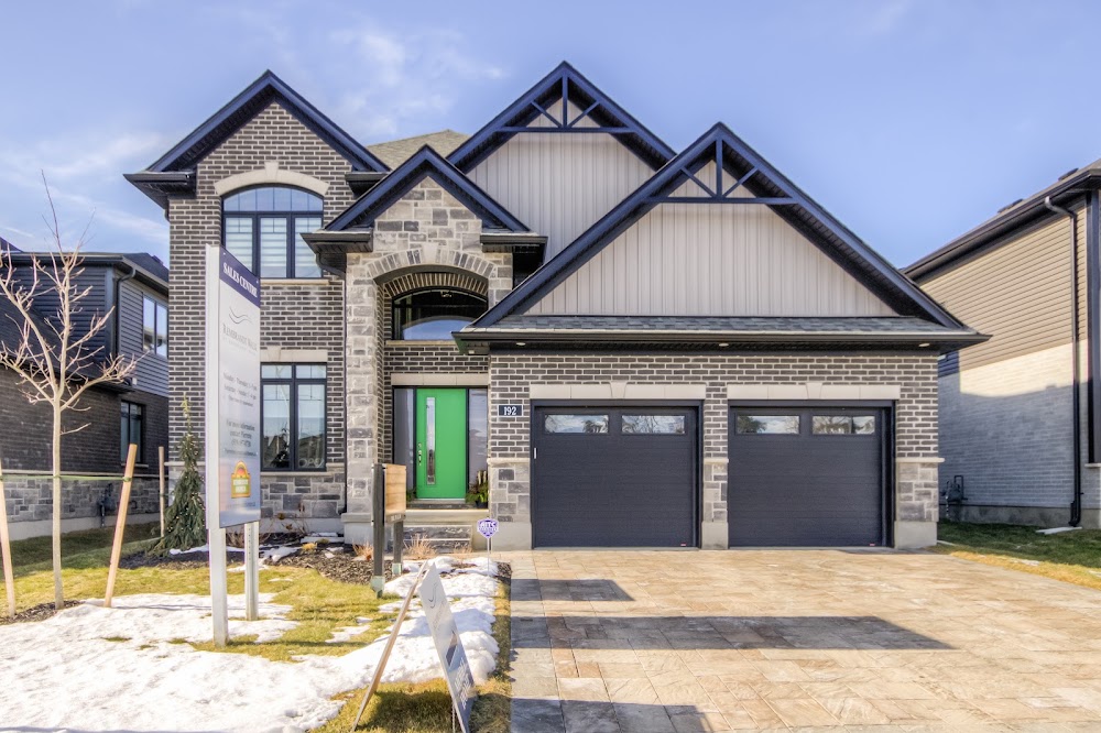 Rembrandt Walk by Rembrandt Homes